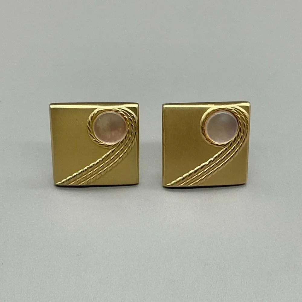 SWANK Vintage Gold Tone Square Mother of Pearl Mens Cufflinks MCM